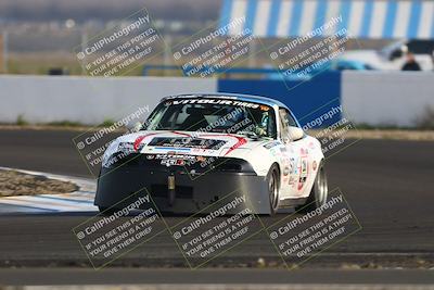 media/Mar-16-2025-CalClub SCCA (Sun) [[e72803ec8c]]/Group 2/Qualifying (Turn 1)/